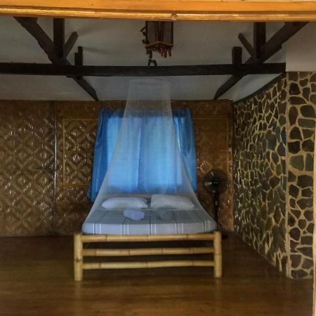 Beach House Resort And Dive Center Mambajao Exterior foto