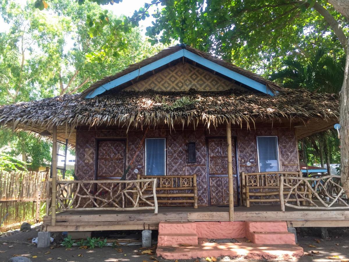Beach House Resort And Dive Center Mambajao Exterior foto
